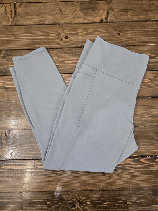 Athleta Pants - Athleta Light Gray Salutation 7/8 Stash Pocket Leggings